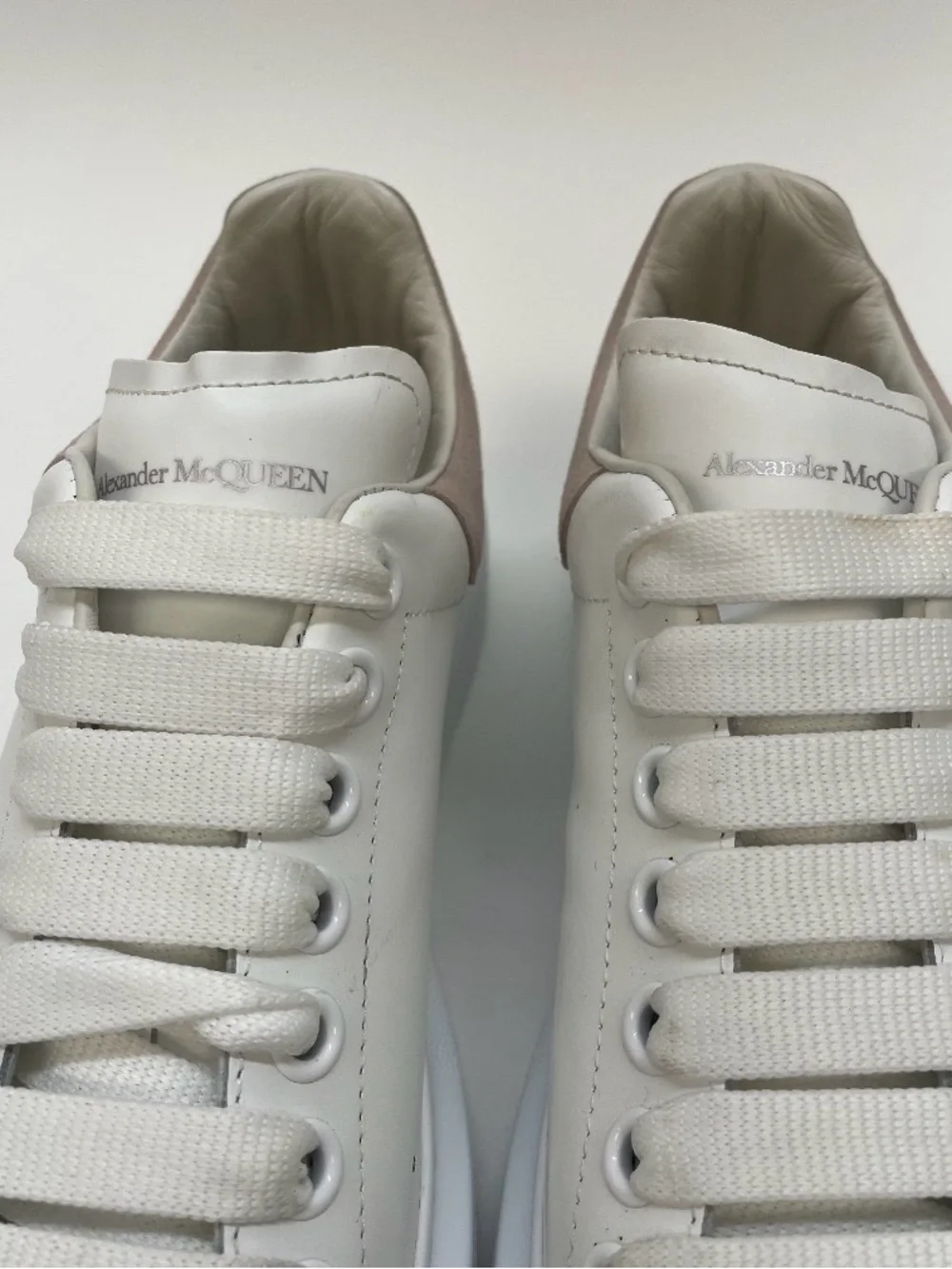 Alexander McQueen White Leather Sneakers with Blush Heel Tab size 9
